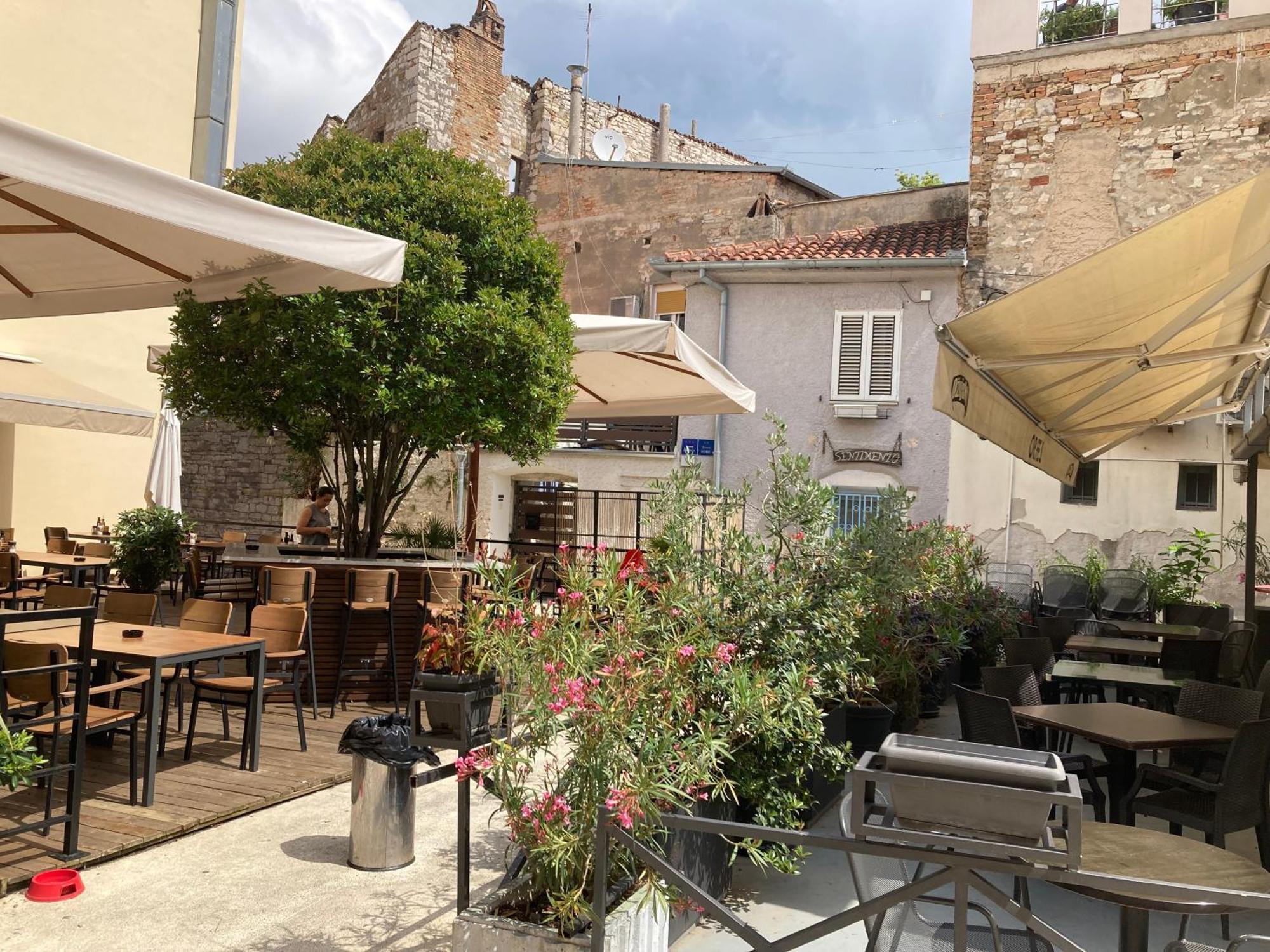 Sentimento Appartement Pula Buitenkant foto